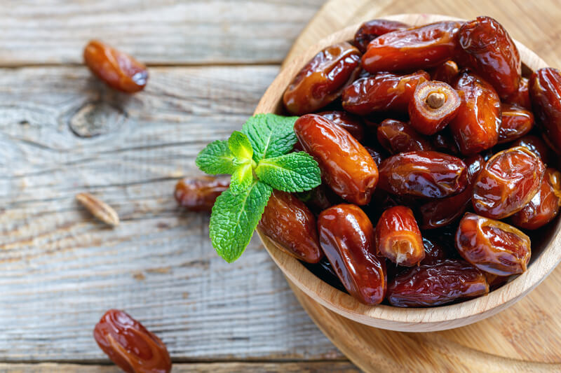 wellhealthorganic.com/know-about-the-health-benefits-of-dates